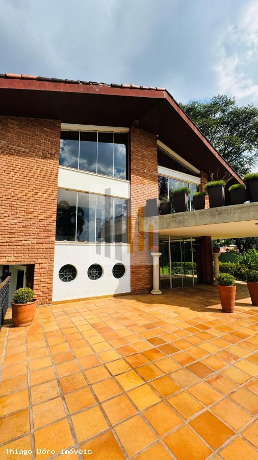 Casa à venda com 4 quartos, 840m² - Foto 10