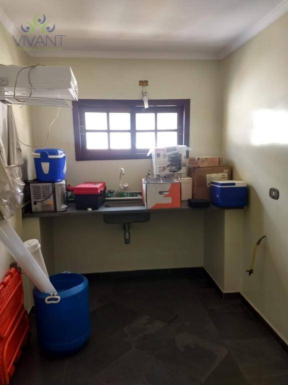 Sobrado para alugar com 3 quartos, 327m² - Foto 51