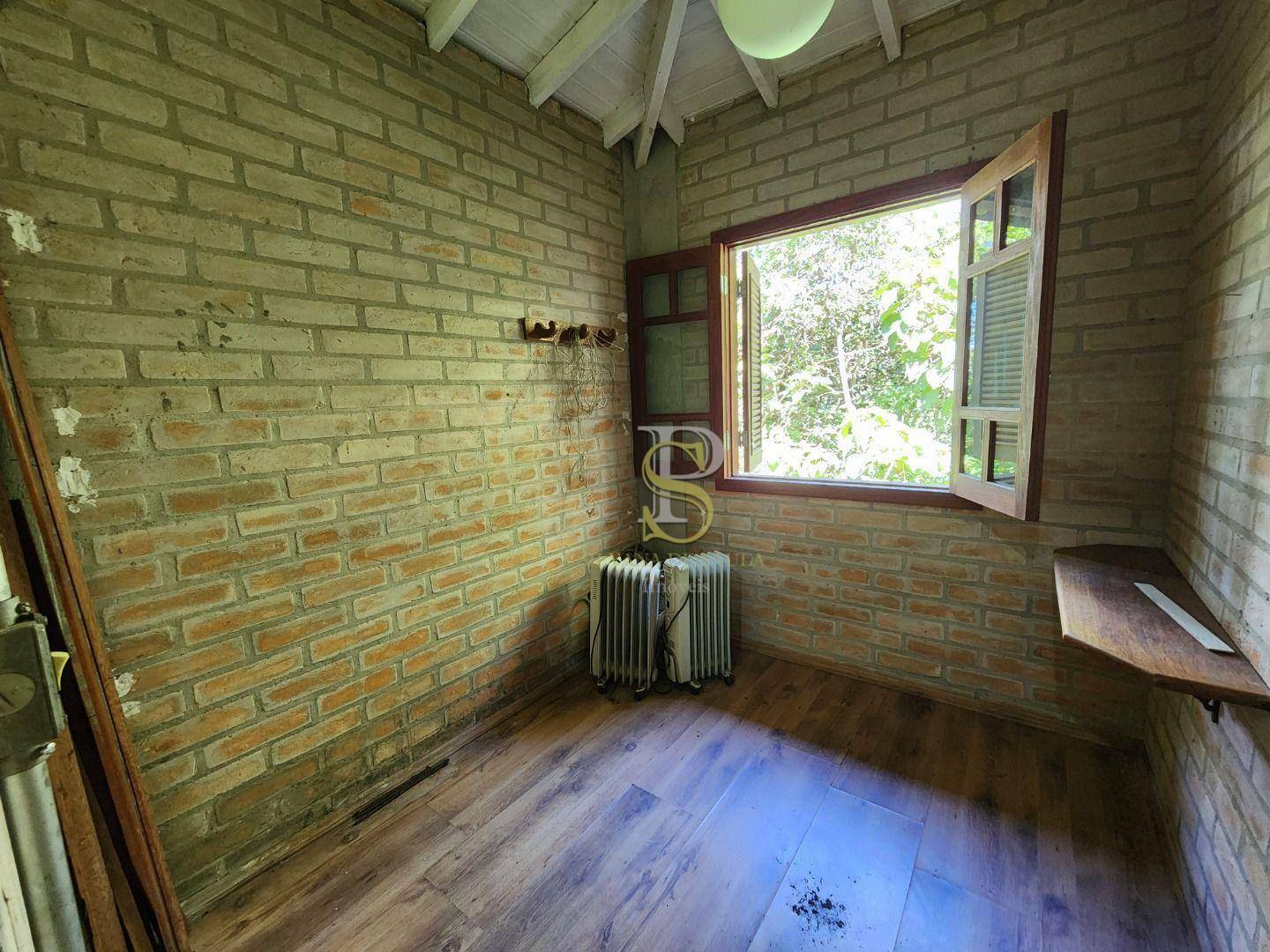 Casa de Condomínio à venda com 14 quartos, 1000m² - Foto 28