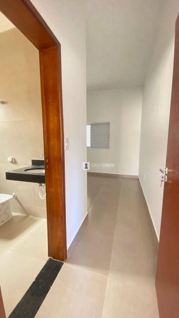 Casa à venda com 2 quartos, 67m² - Foto 6