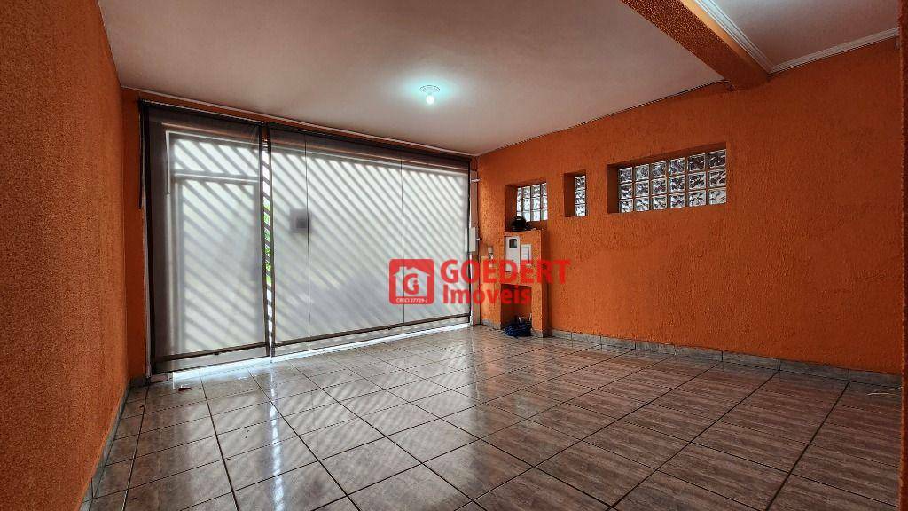 Sobrado à venda e aluguel com 3 quartos, 220m² - Foto 3