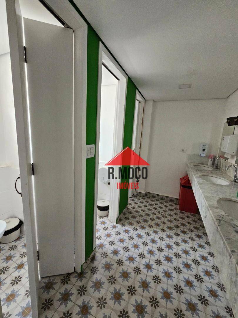 Sobrado à venda com 3 quartos, 208m² - Foto 43