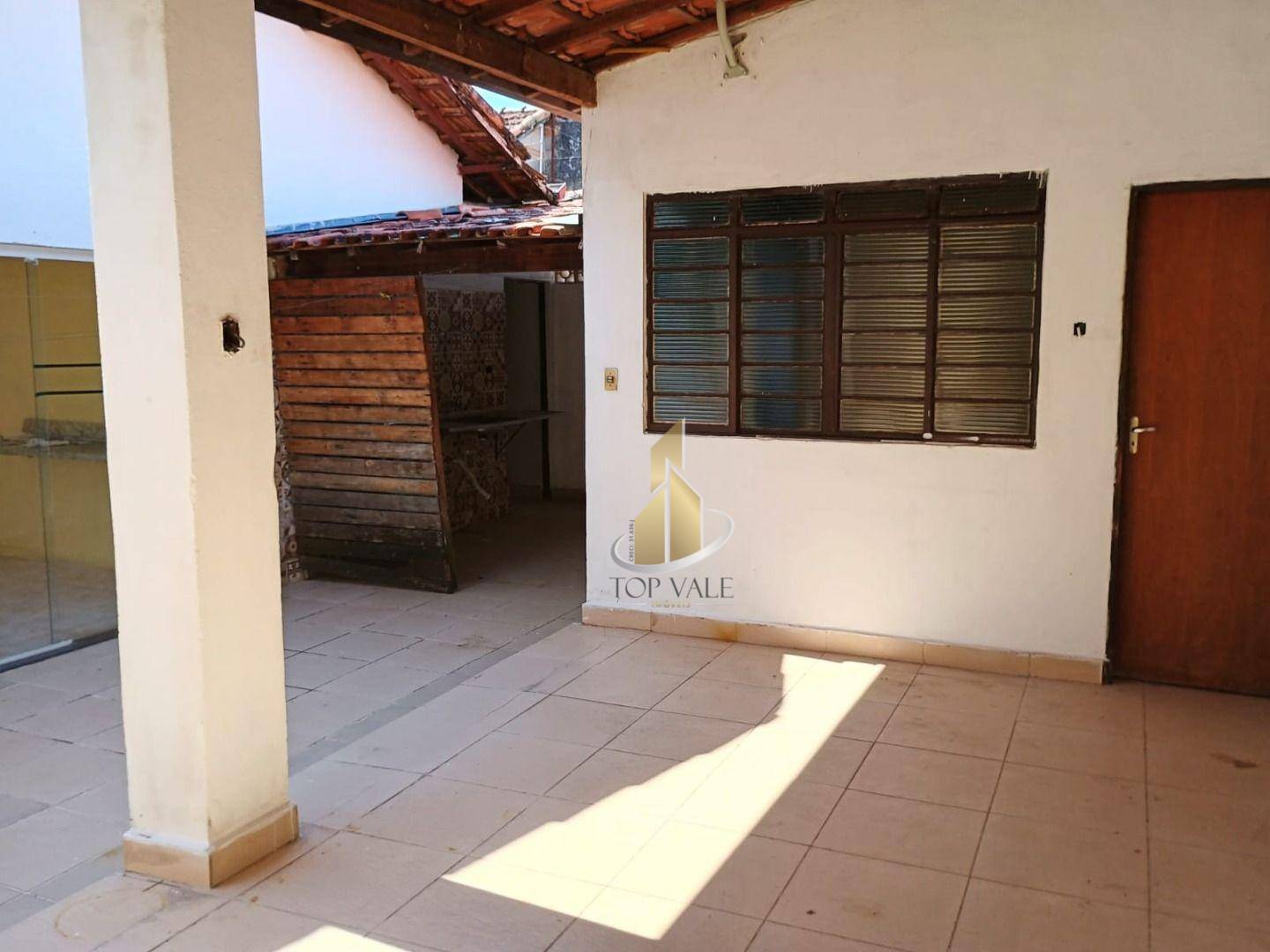 Casa à venda com 4 quartos, 250m² - Foto 23