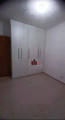 Apartamento para alugar com 2 quartos, 47m² - Foto 3