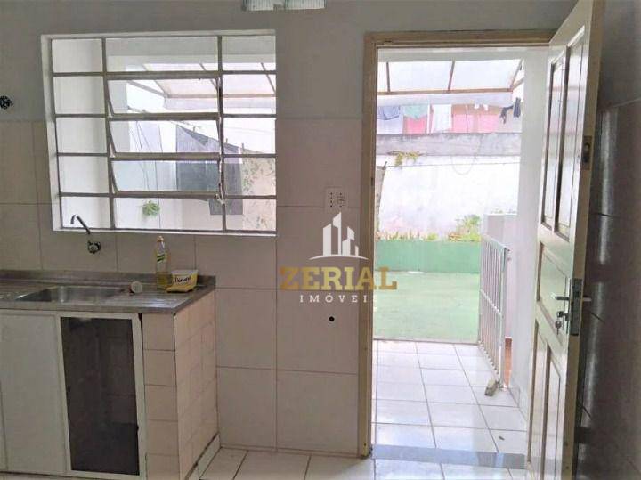 Casa à venda com 4 quartos, 250m² - Foto 10