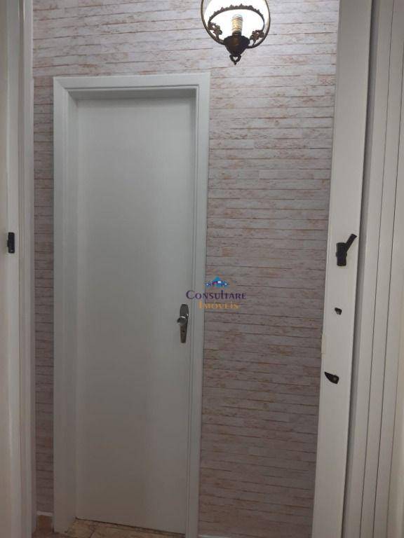 Apartamento à venda com 2 quartos, 70m² - Foto 11