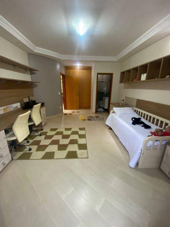 Casa de Condomínio à venda com 4 quartos, 410m² - Foto 29