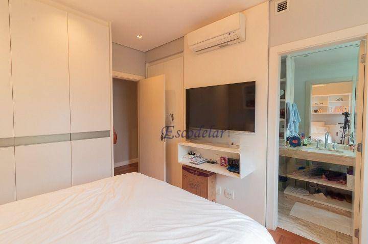 Apartamento para alugar com 4 quartos, 317m² - Foto 12