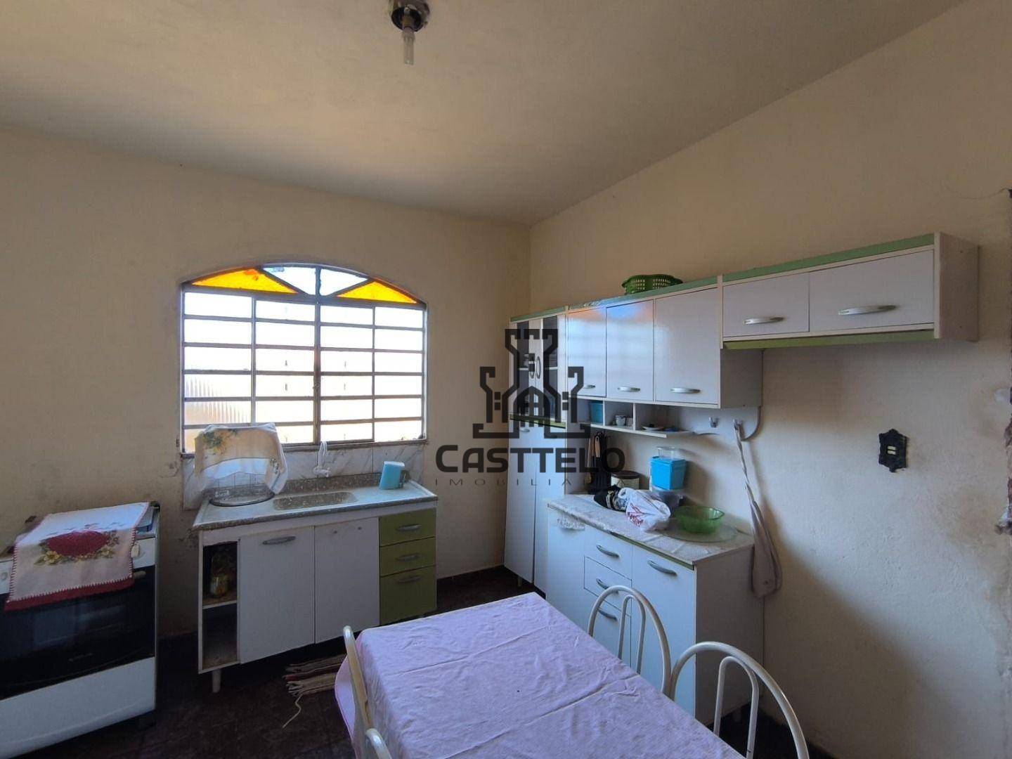 Casa à venda com 3 quartos, 90m² - Foto 7