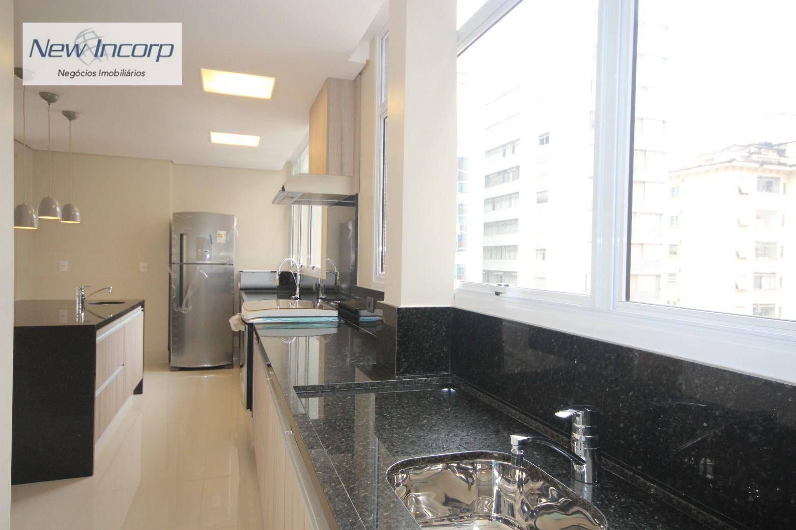 Apartamento à venda com 3 quartos, 210m² - Foto 11