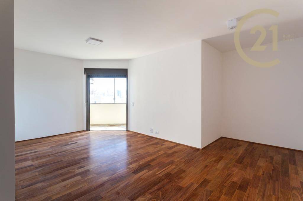 Apartamento à venda com 3 quartos, 220m² - Foto 20