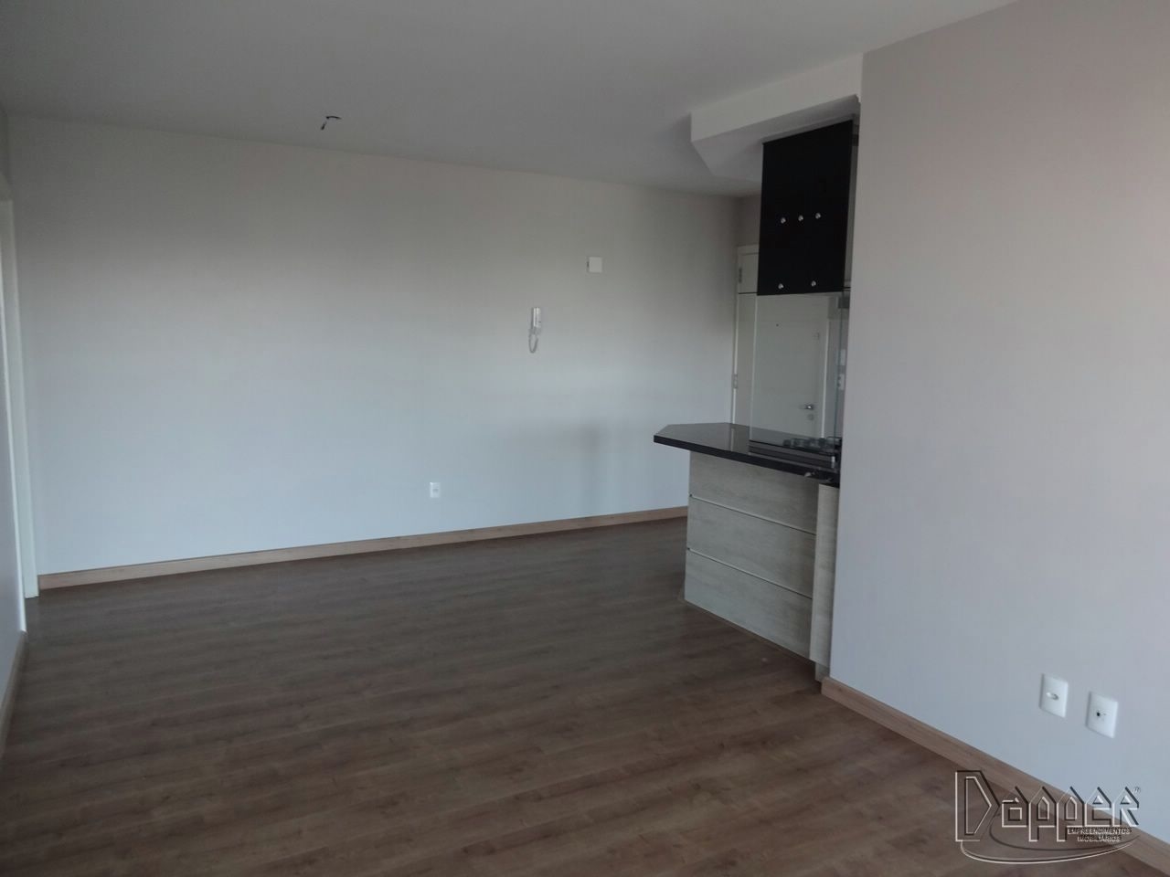 Apartamento à venda com 3 quartos, 106m² - Foto 3