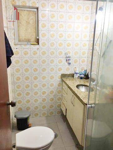 Apartamento à venda com 2 quartos, 70m² - Foto 21