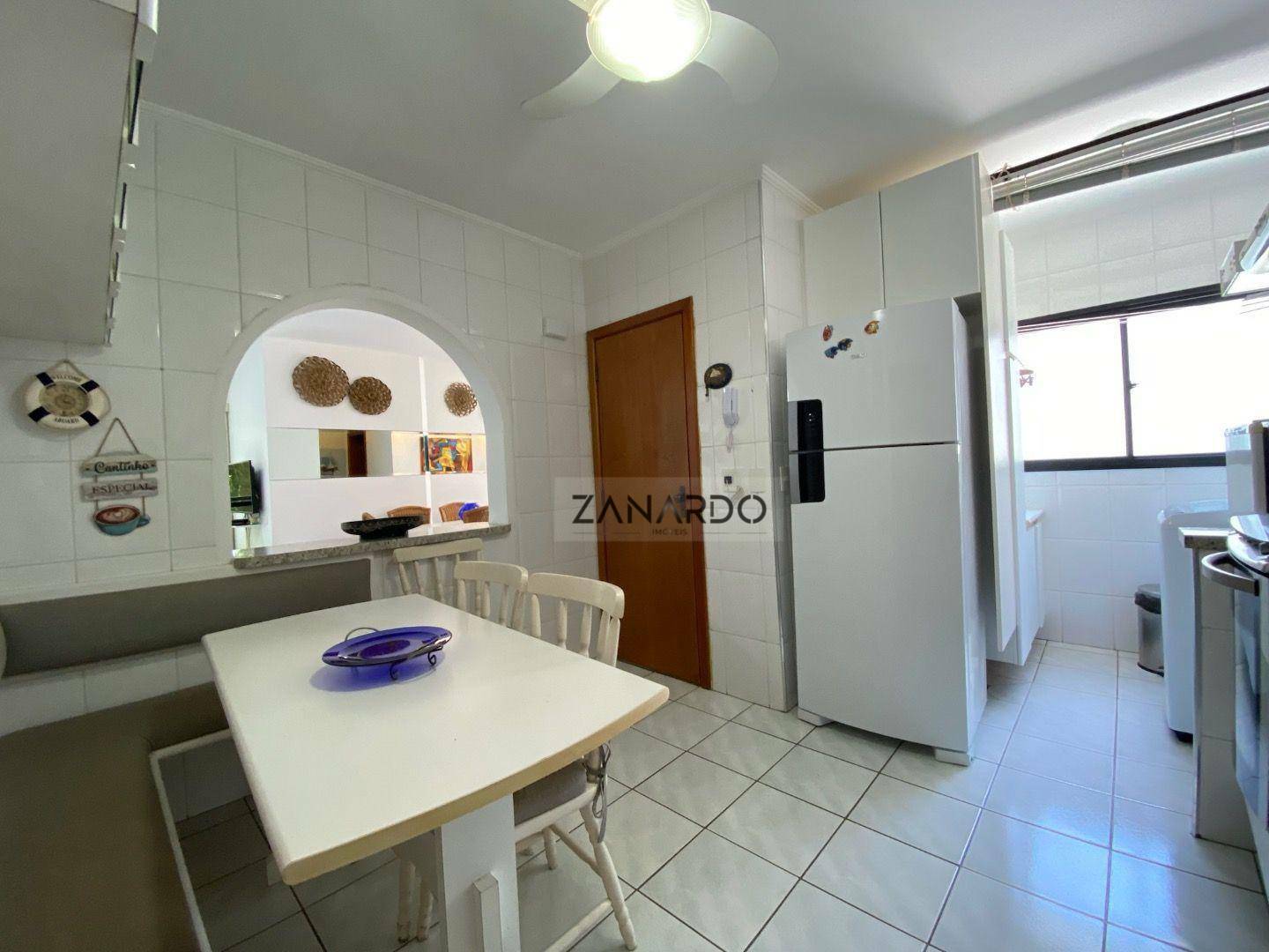 Apartamento à venda com 3 quartos, 120m² - Foto 19