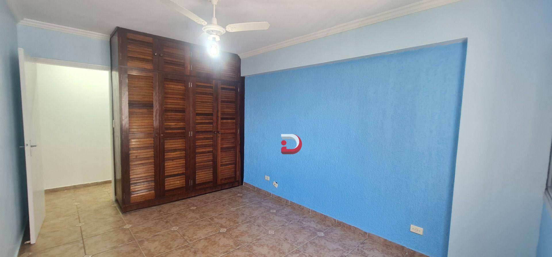 Apartamento para alugar com 2 quartos, 110m² - Foto 6