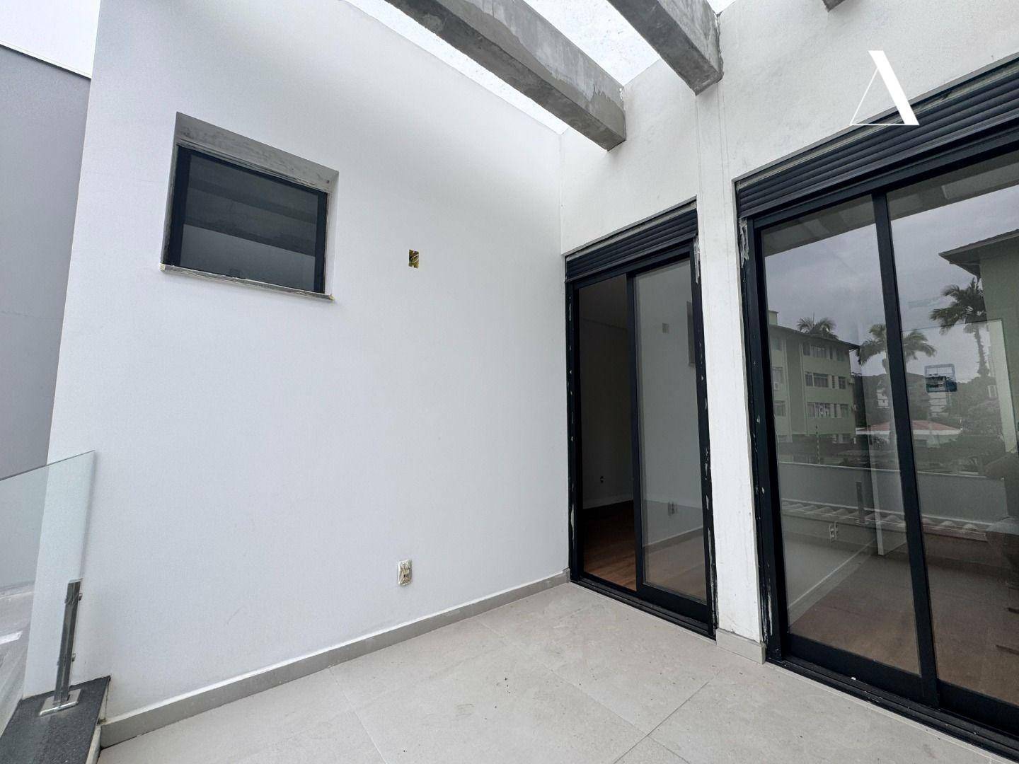 Casa à venda com 3 quartos, 195m² - Foto 15