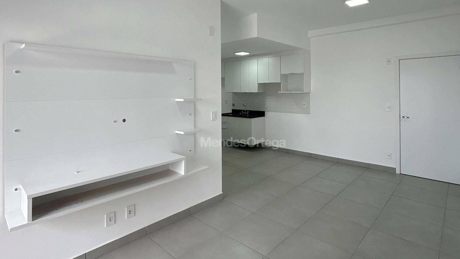 Apartamento para alugar com 2 quartos, 76m² - Foto 5