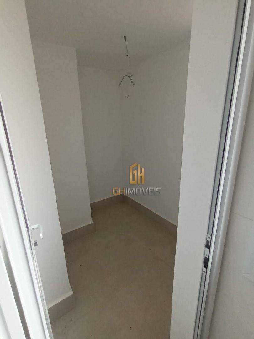 Apartamento à venda com 3 quartos, 155m² - Foto 13