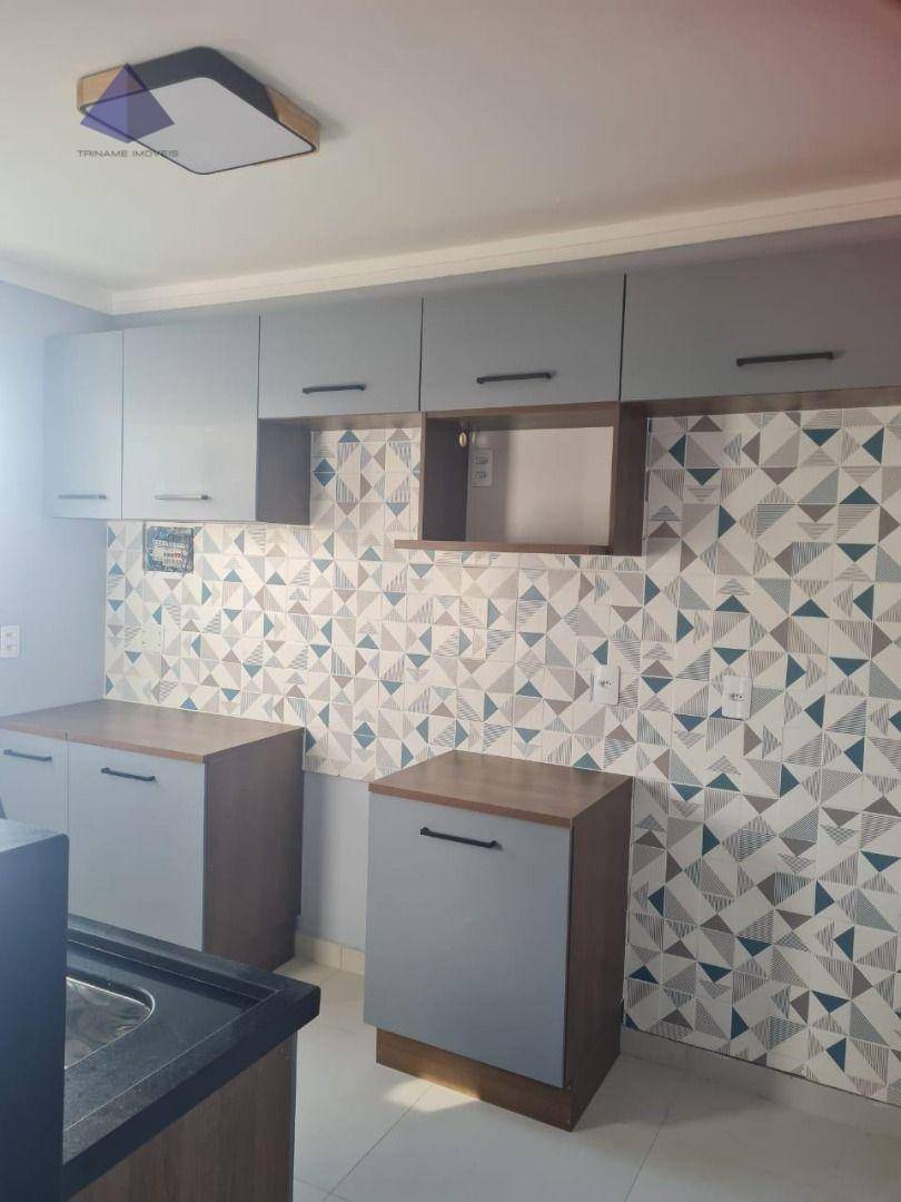 Apartamento para alugar com 2 quartos, 45m² - Foto 12