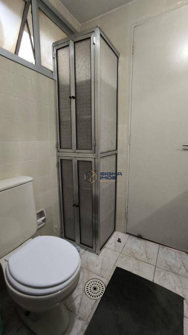 Apartamento à venda com 1 quarto, 45m² - Foto 17
