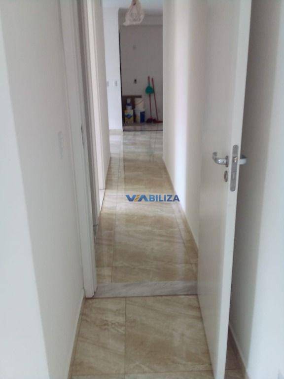 Apartamento à venda com 2 quartos, 69m² - Foto 25