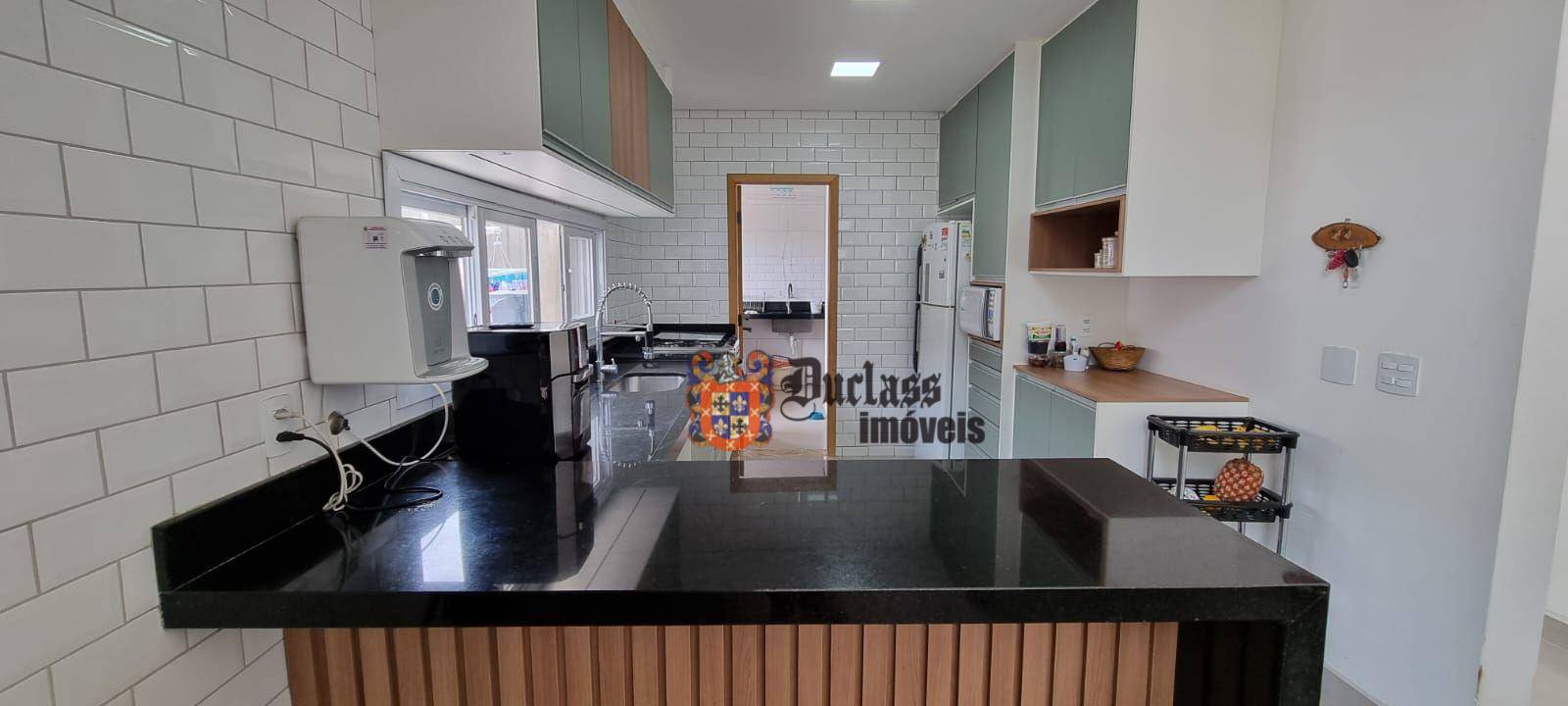 Casa de Condomínio à venda com 3 quartos, 240m² - Foto 18