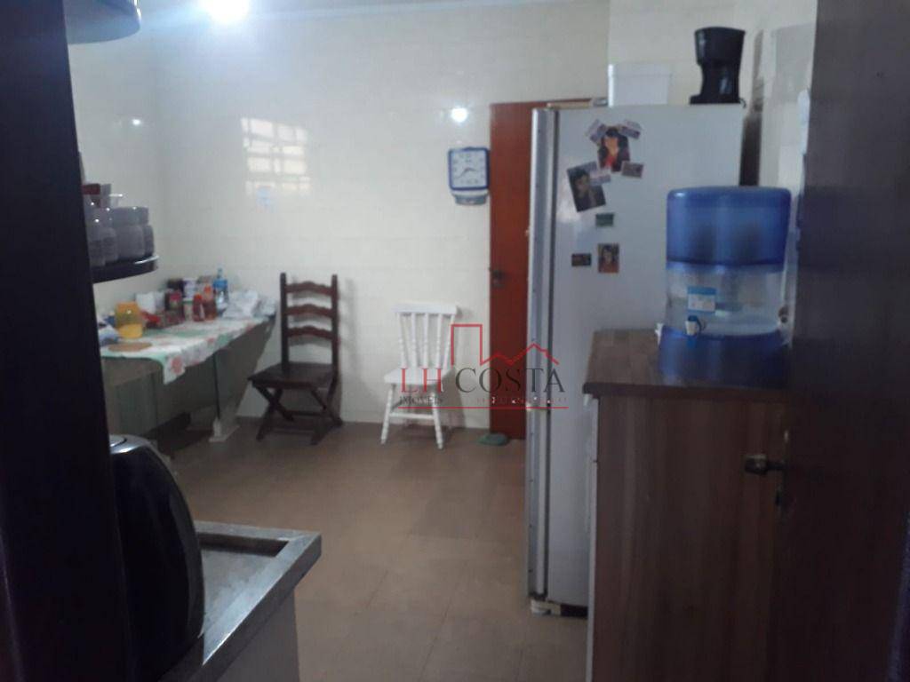 Casa à venda com 3 quartos, 270m² - Foto 13