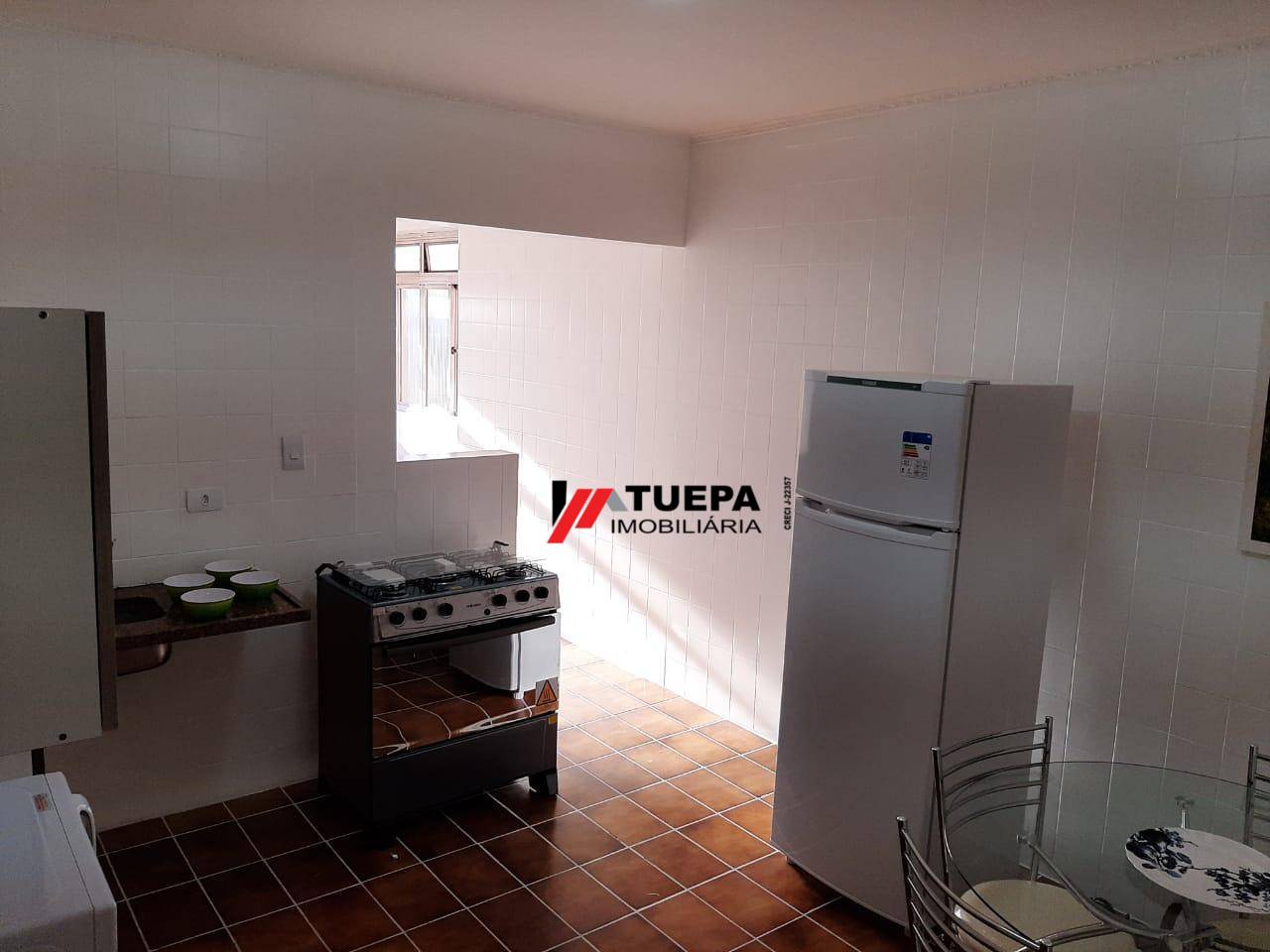 Apartamento à venda com 2 quartos, 75m² - Foto 3