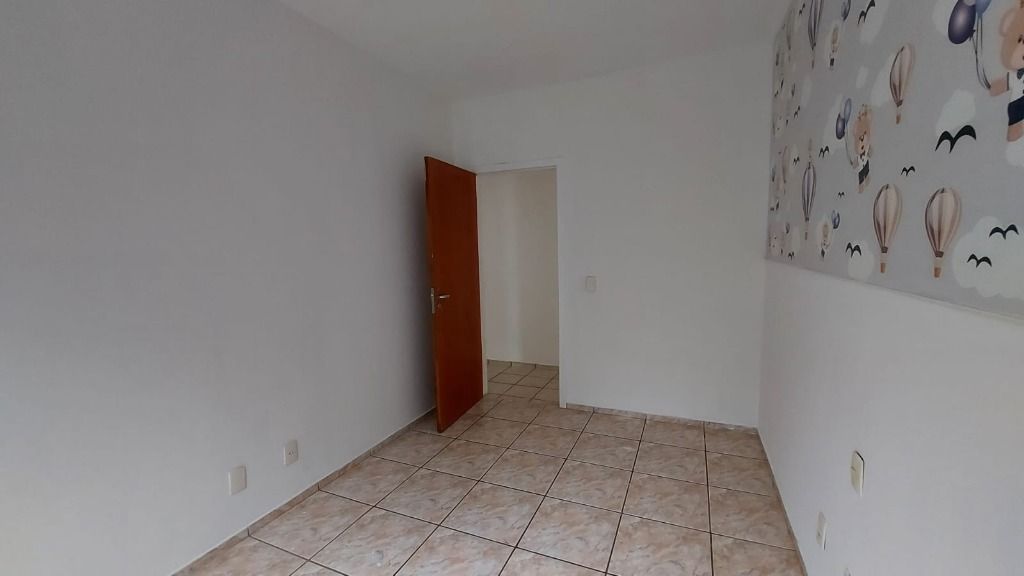 Apartamento à venda com 2 quartos, 64m² - Foto 4