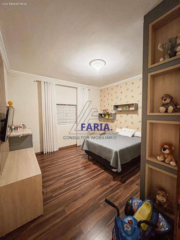 Chácara à venda com 3 quartos, 1200m² - Foto 19