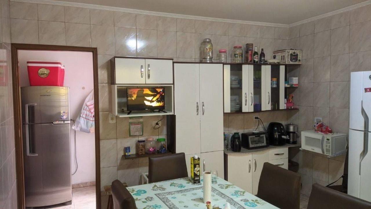 Casa à venda com 3 quartos, 298m² - Foto 17