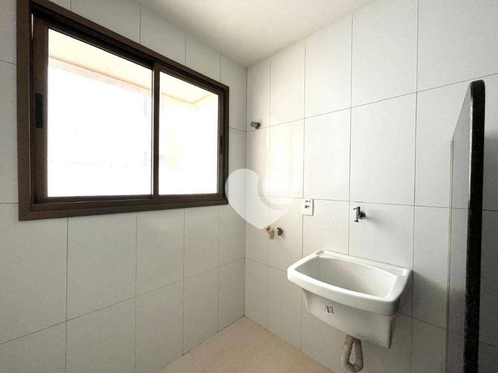 Apartamento para alugar com 3 quartos, 165m² - Foto 15