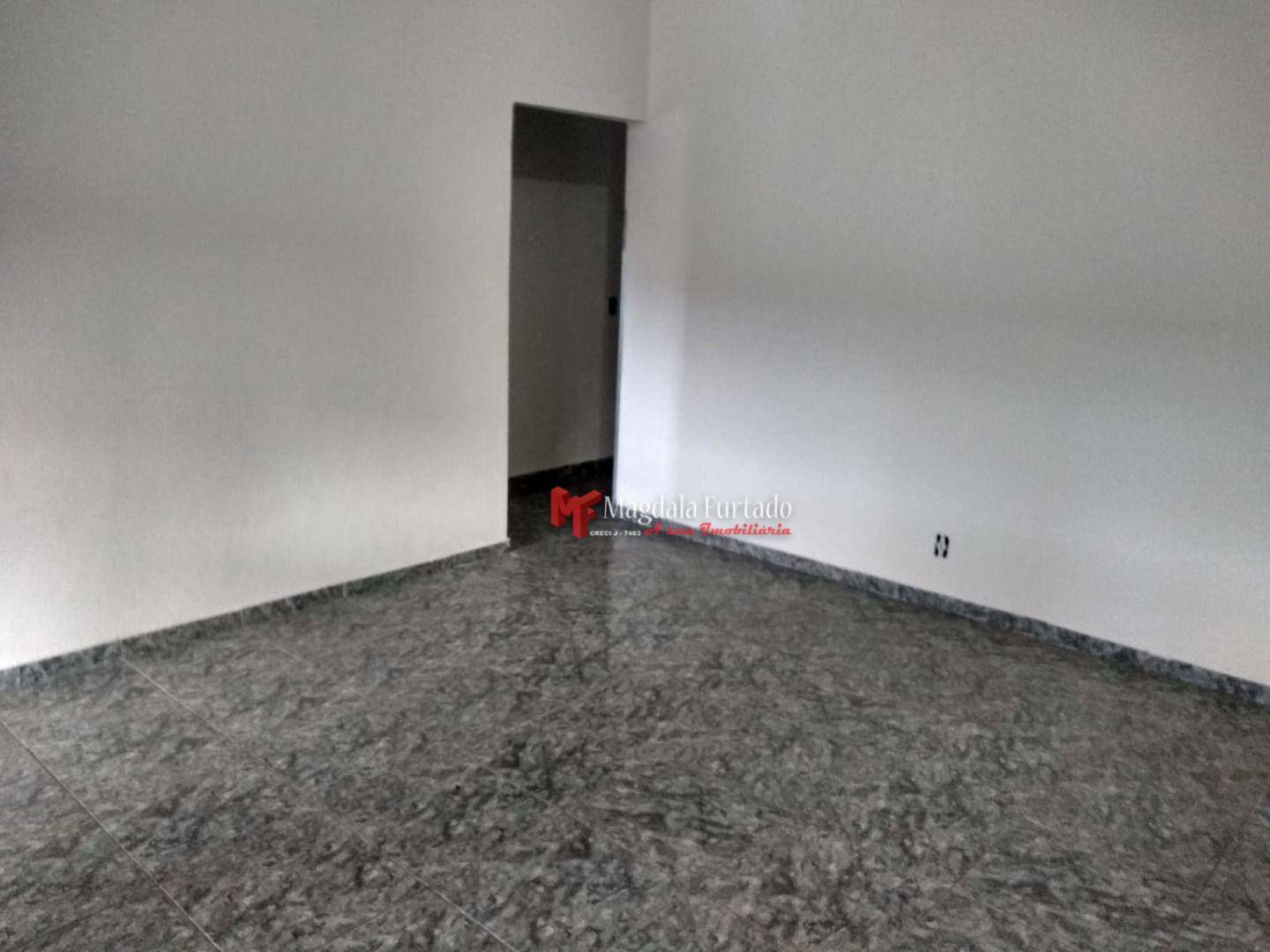 Casa à venda com 2 quartos, 98m² - Foto 11