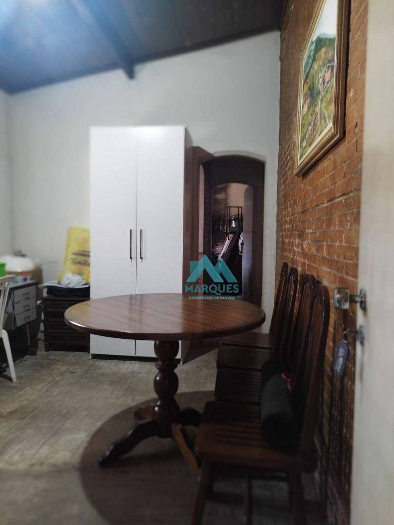 Sobrado à venda com 4 quartos, 304m² - Foto 12