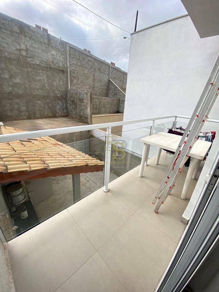 Casa à venda com 2 quartos, 87m² - Foto 5