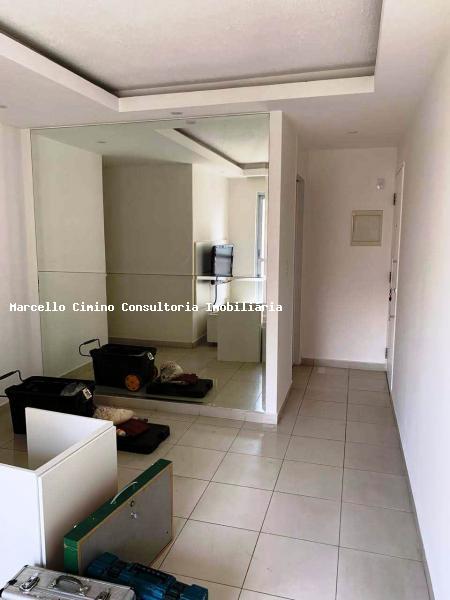 Apartamento à venda com 2 quartos, 50m² - Foto 4