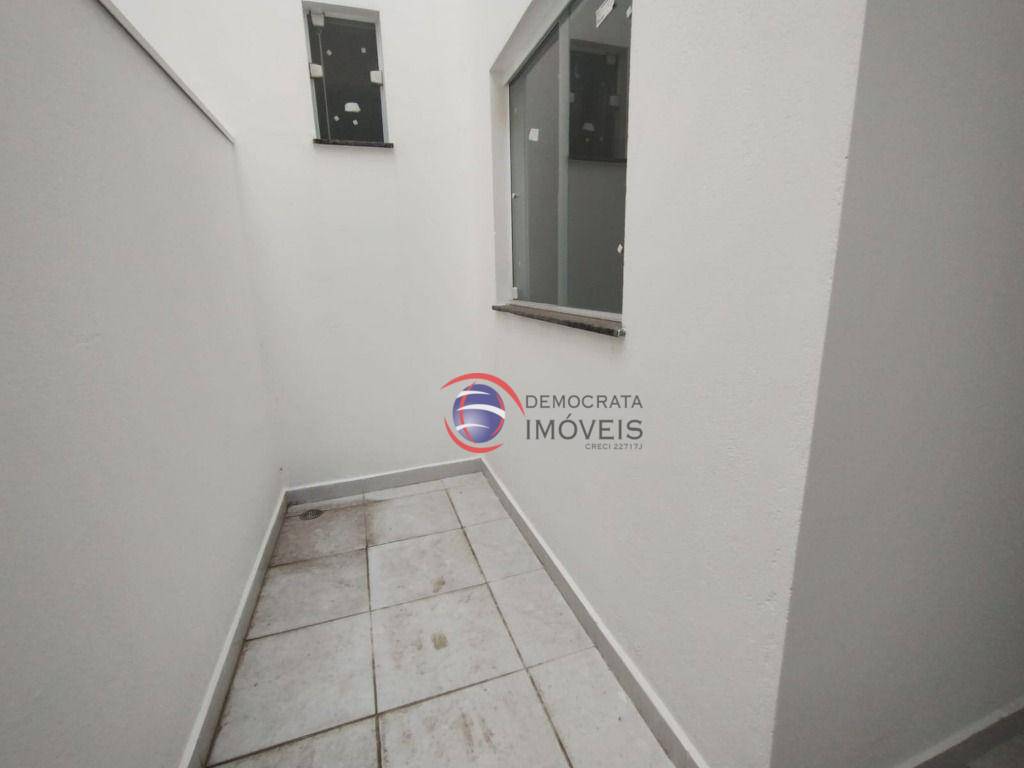 Apartamento à venda com 2 quartos, 65m² - Foto 14