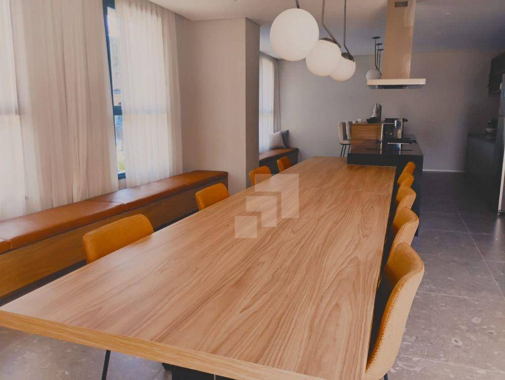 Apartamento para alugar com 2 quartos, 68m² - Foto 23