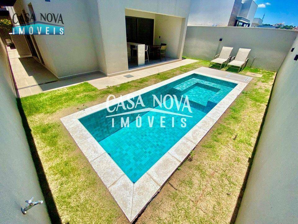 Casa de Condomínio à venda com 3 quartos, 238m² - Foto 9