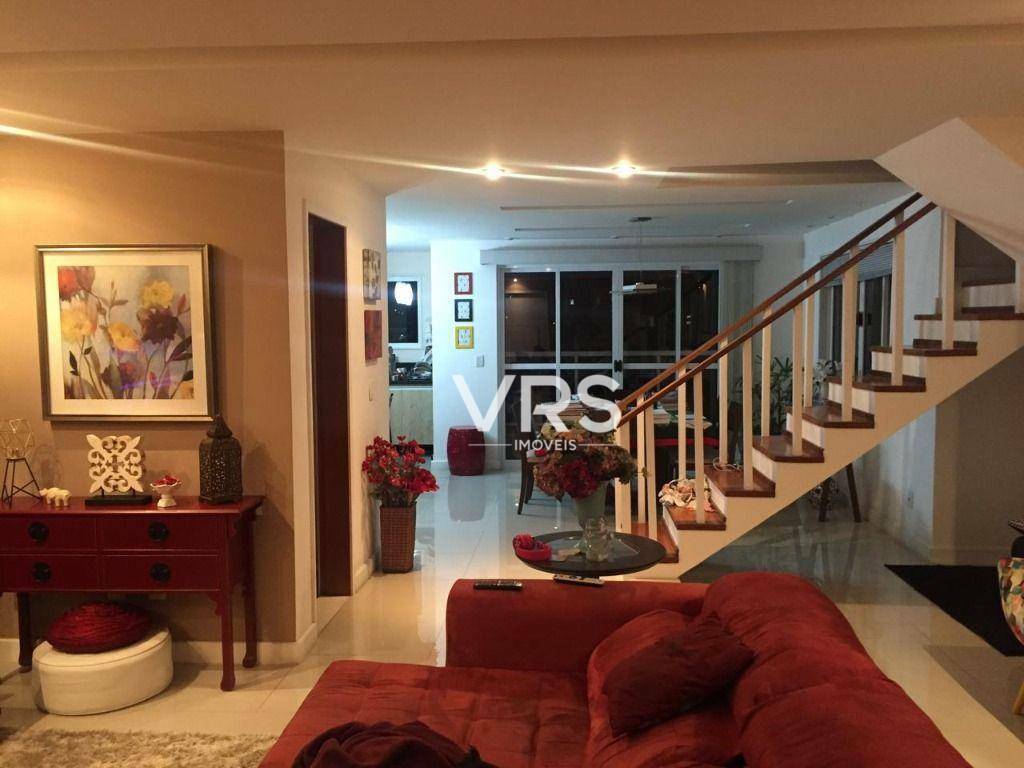 Casa de Condomínio à venda com 4 quartos, 307m² - Foto 4