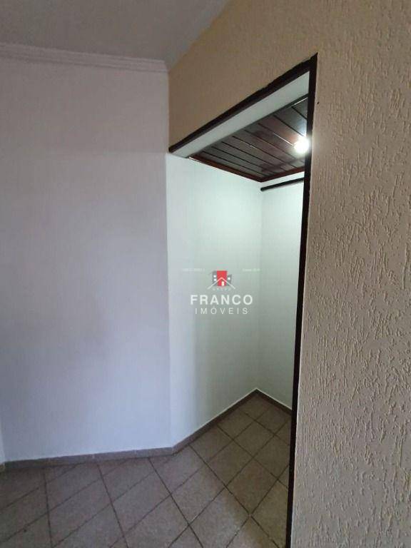 Apartamento à venda com 1 quarto, 45m² - Foto 12