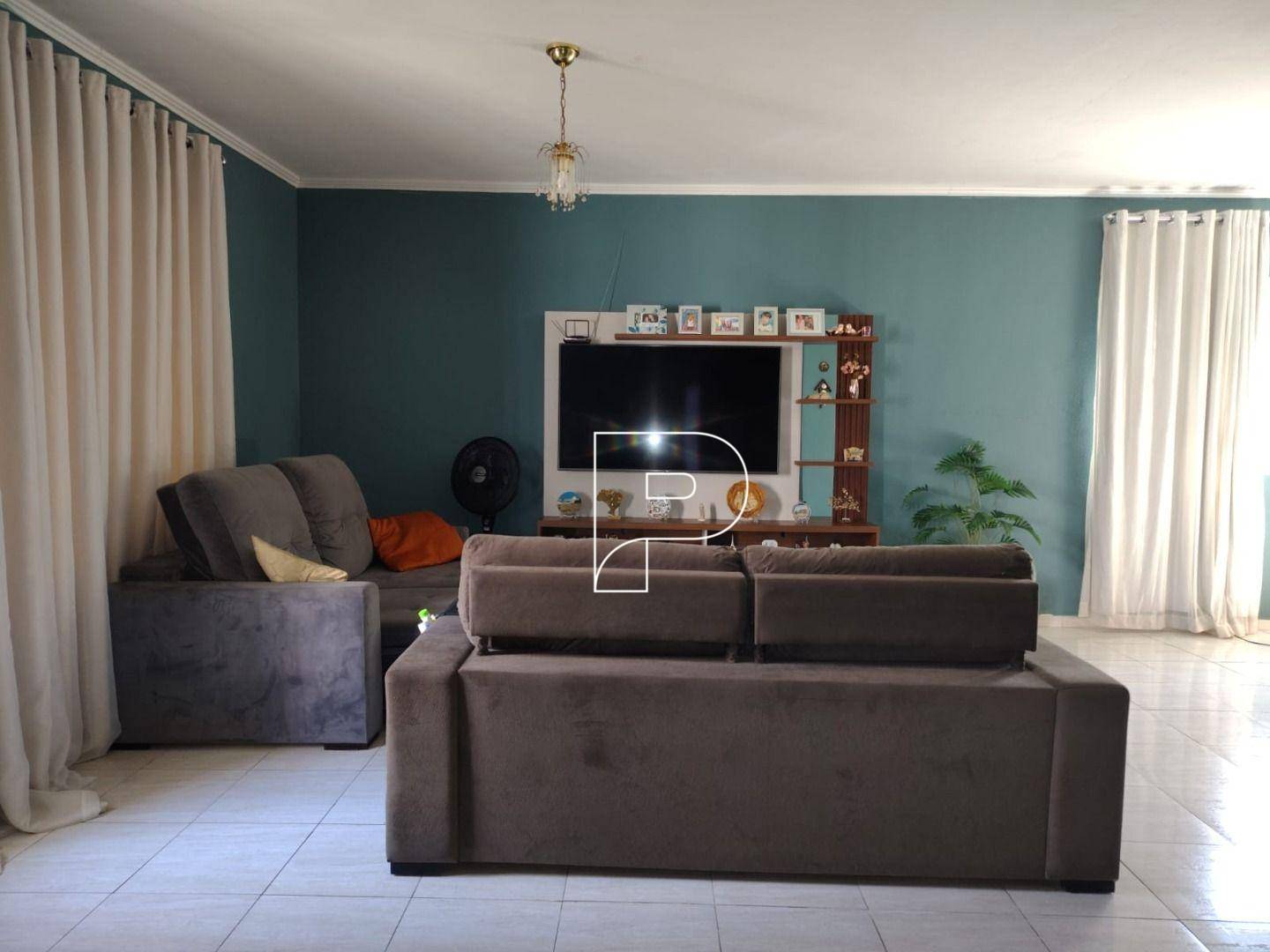 Casa à venda com 6 quartos, 297m² - Foto 4