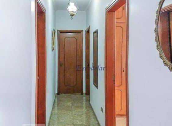 Sobrado à venda com 4 quartos, 250m² - Foto 4