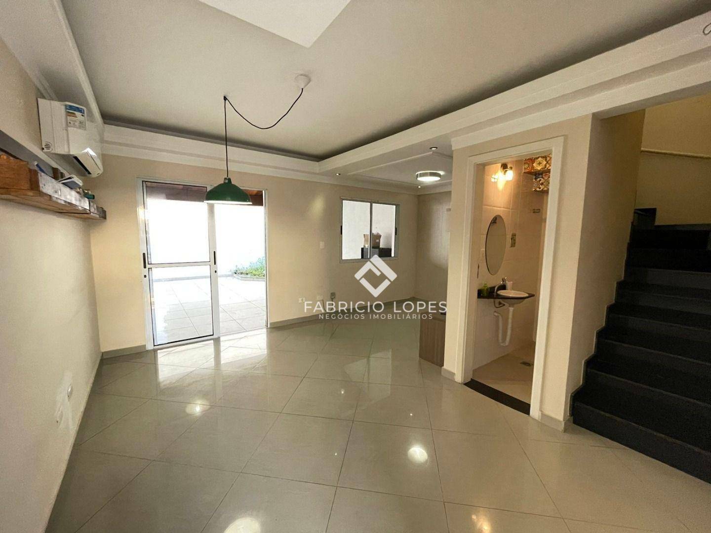 Casa à venda com 3 quartos, 83m² - Foto 3