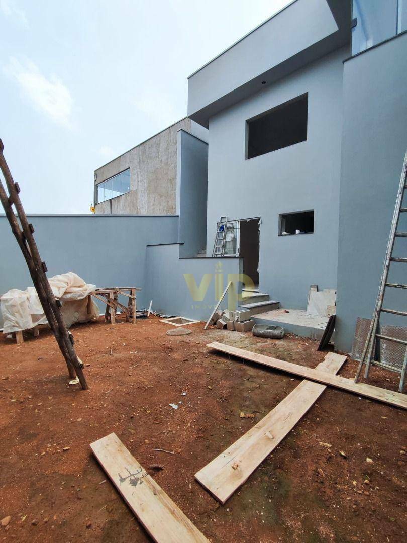 Casa à venda com 3 quartos, 200m² - Foto 13