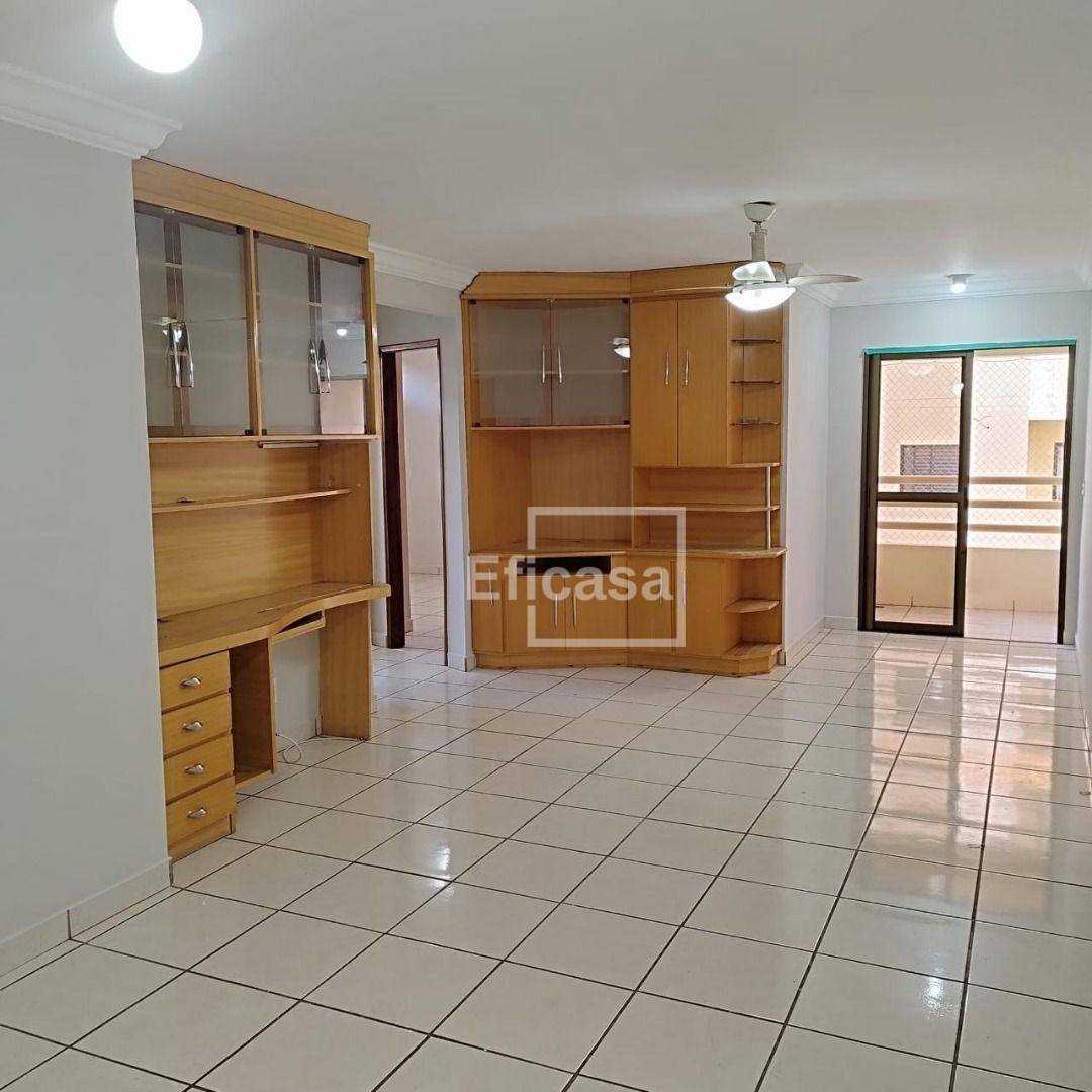 Apartamento à venda com 2 quartos, 70m² - Foto 1