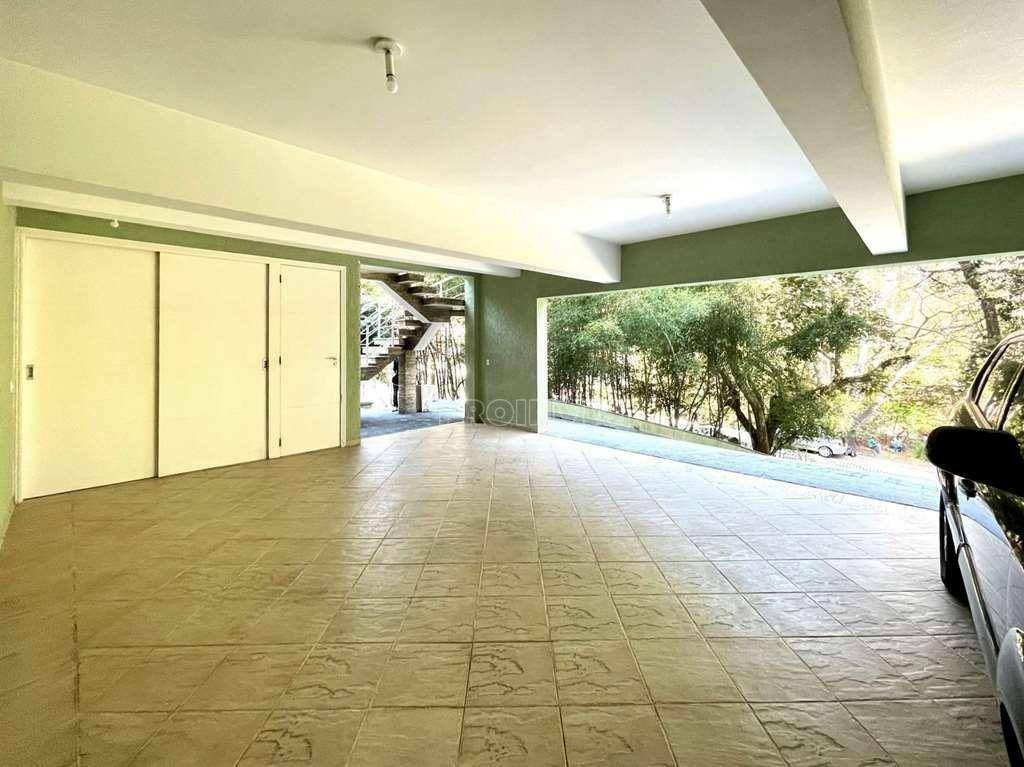 Casa de Condomínio à venda com 5 quartos, 553m² - Foto 4