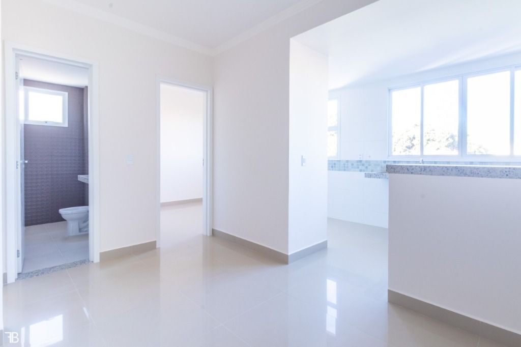 Apartamento à venda com 2 quartos, 50m² - Foto 4