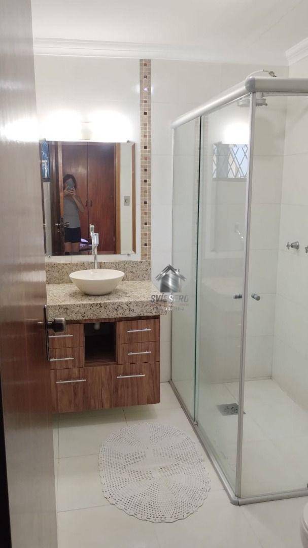 Casa, 4 quartos, 214 m² - Foto 9