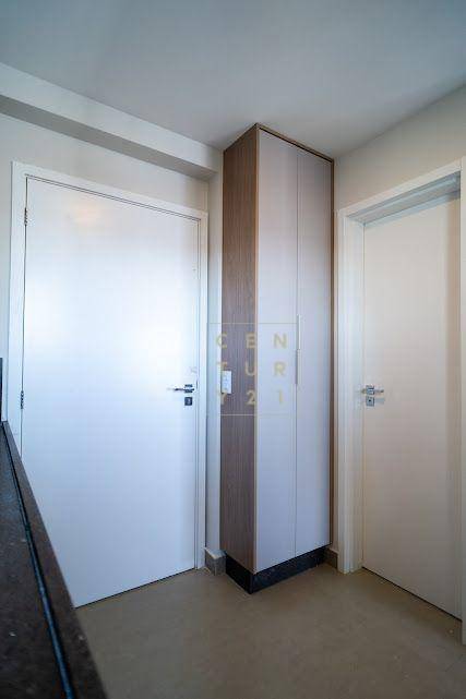 Apartamento à venda com 3 quartos, 151m² - Foto 3
